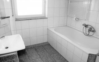 Viktoriastr 11 - Badezimmer EG